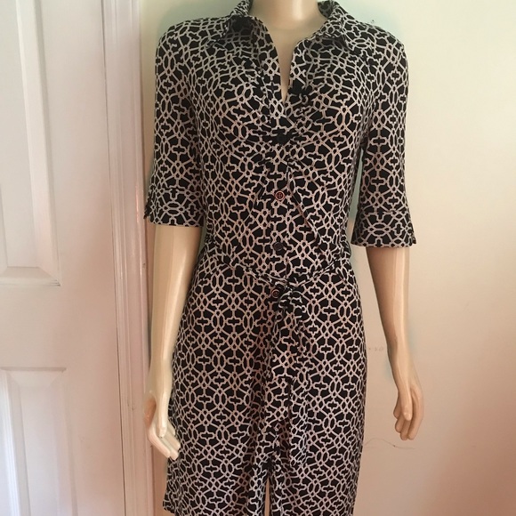 Laundry By Shelli Segal Dresses & Skirts - Laundry chic beautiful Spread collar midi dress